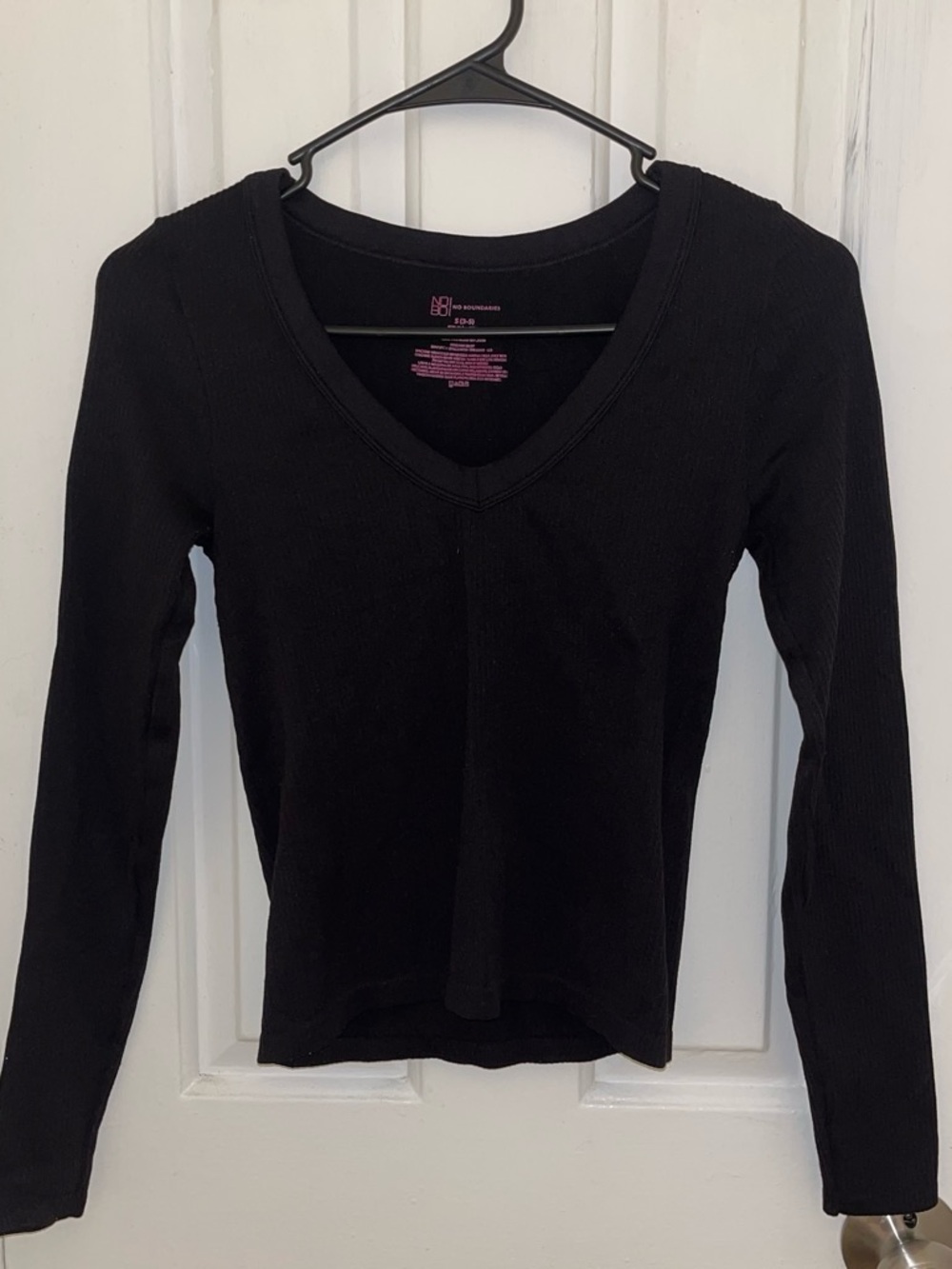 No Boundaries Black Ribbed V-Neck Long Sleeve Top
